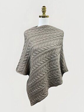 🍂✨ NEW Ply The Water Irish Cable Knit Triangular Poncho – Taupe – S/M
